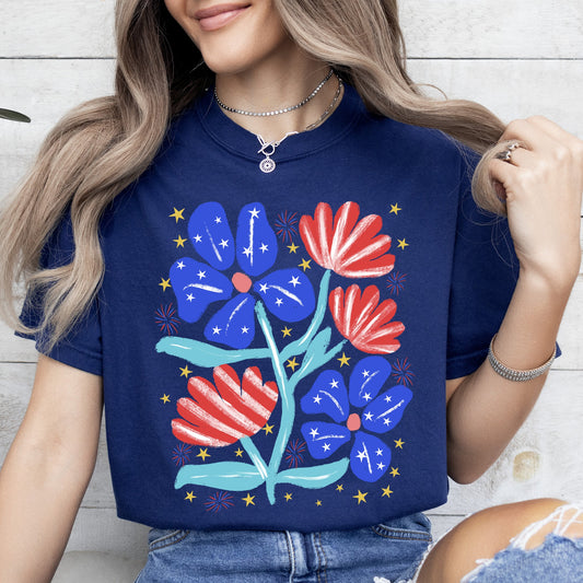 Patriotic Flowers Red White Blue America USA 4th of July Vintage Comfort Colors Tee