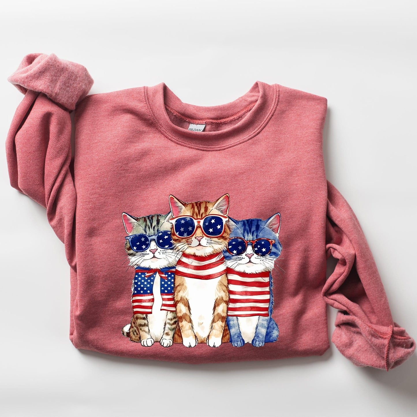 Patriotic Hippie Cats Fourth Of July Graphic For Freedom Lovers And Independence Day Fans Sweatshirt
