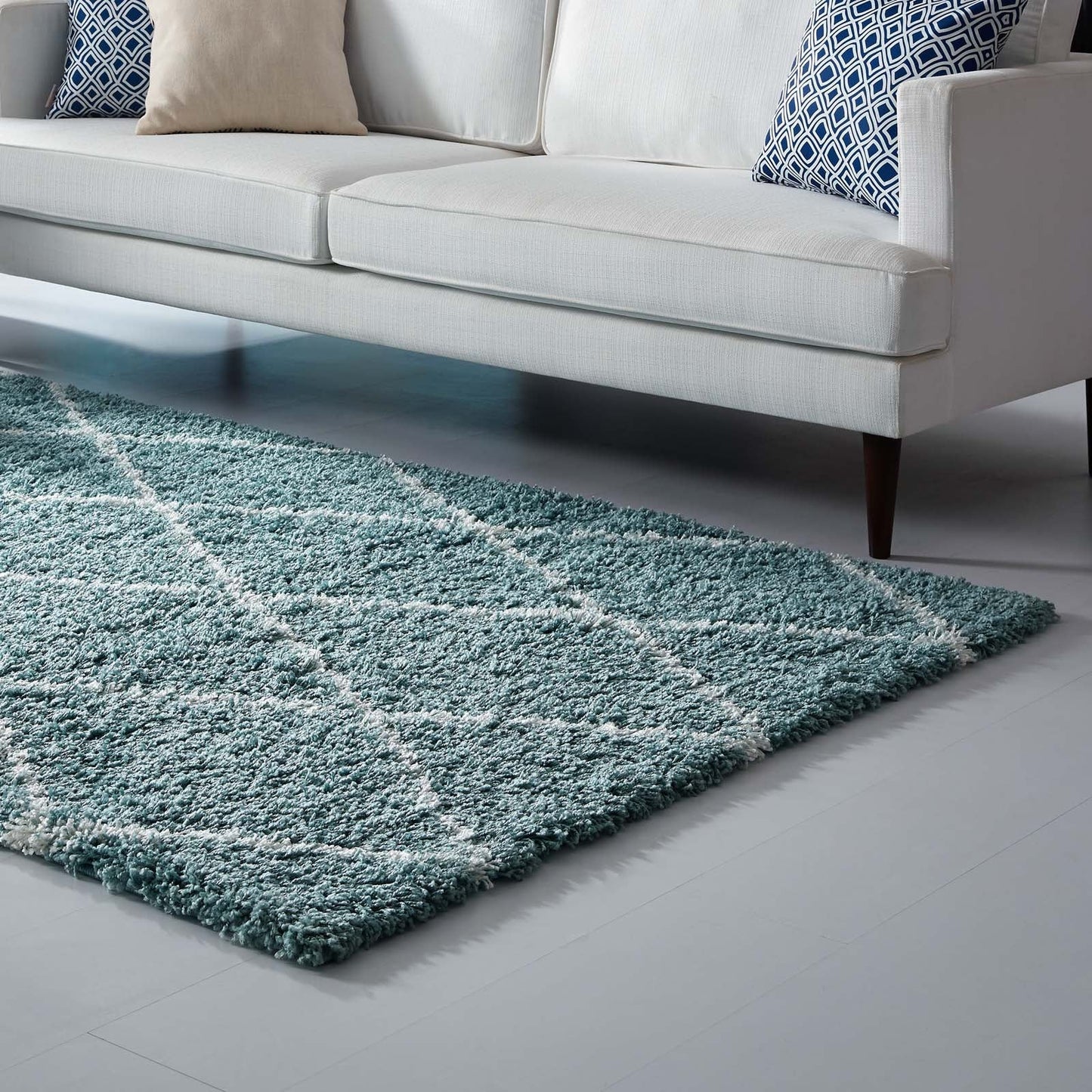 Toryn Diamond Lattice 8x10 Shag Area Rug by Modway