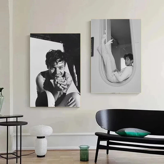 Famous Pop Singer Harris_Styles Black and White Vintage Posters Canvas Painting Prints Wall Art Picture for Bar Cafe Room Decor