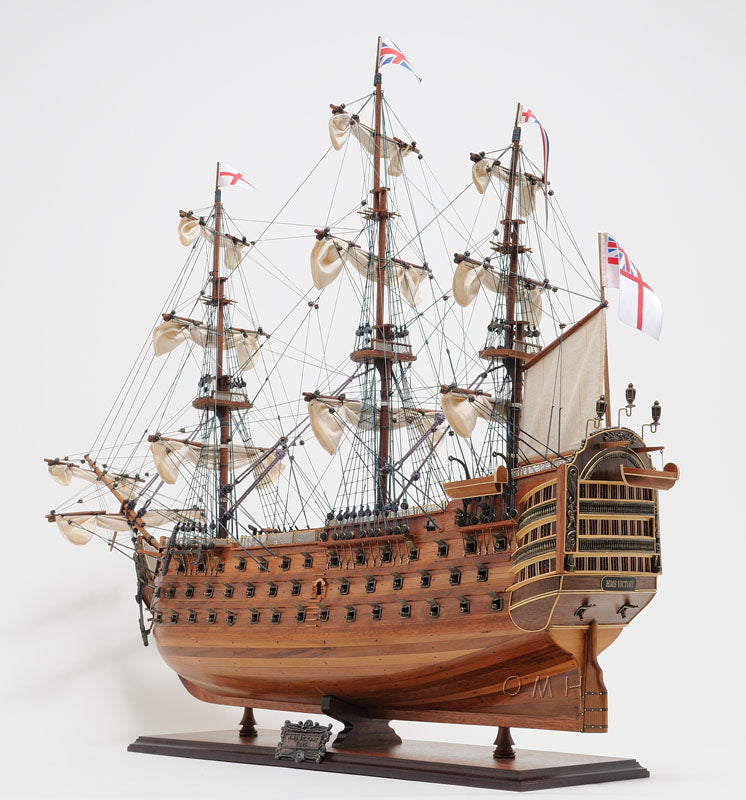 HMS Victory Large With Table Top Display Case