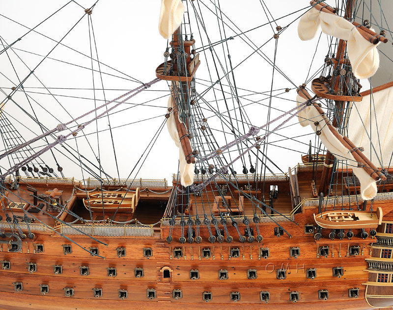 HMS Victory Large With Floor Display Case