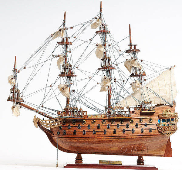 San Felipe Small with Display Case
