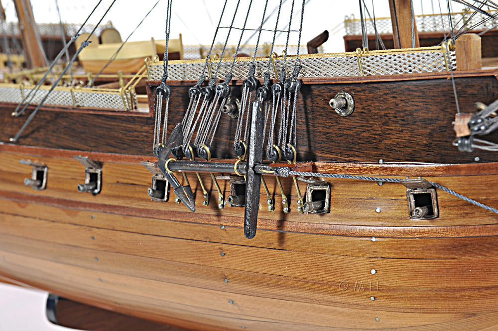 HMS Surprise Large With Floor Display Case