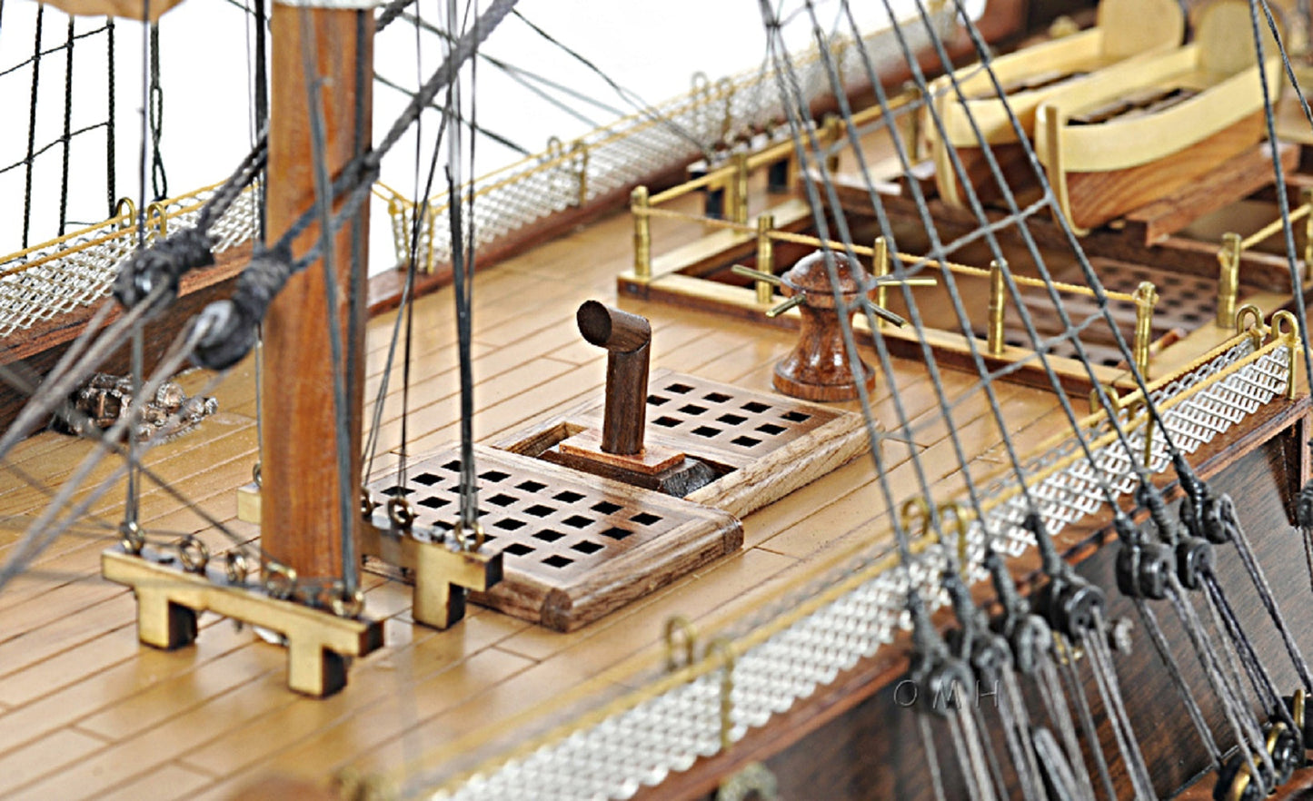 HMS Surprise Medium