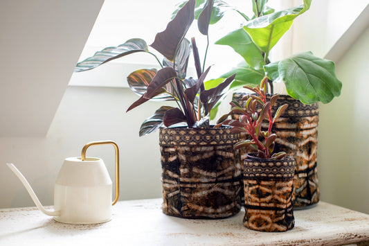 Wild Silk Shibori Basket - Stick Pattern - Onyx & Natural