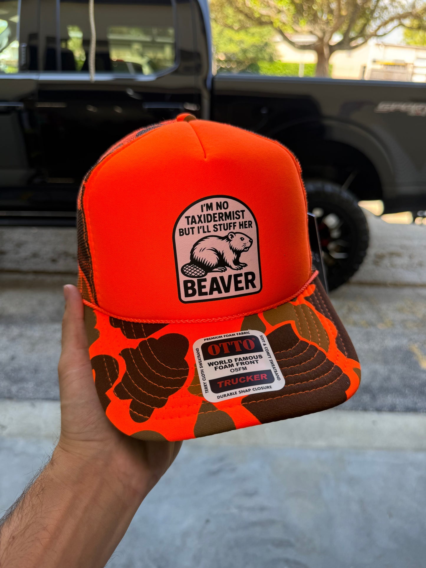 I'm No Taxidermist But I'll Stuff Her Beaver Camouflage Foam Snapback Trucker Hat for Men