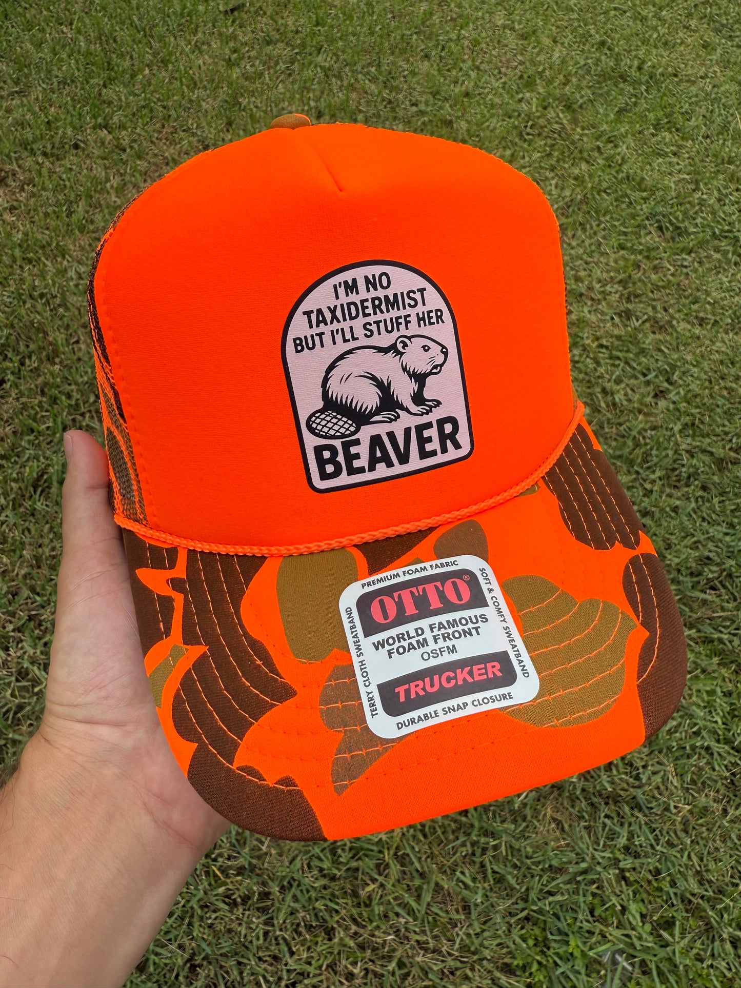 I'm No Taxidermist But I'll Stuff Her Beaver Camouflage Foam Snapback Trucker Hat for Men