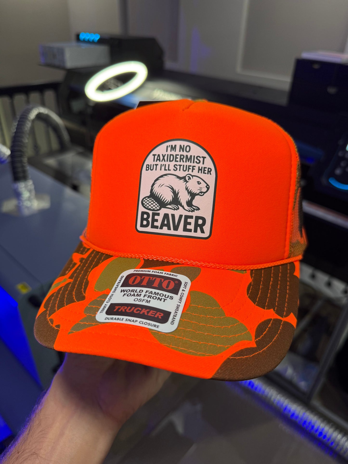 I'm No Taxidermist But I'll Stuff Her Beaver Camouflage Foam Snapback Trucker Hat for Men