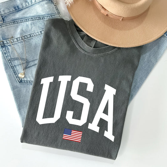 USA Flag Patriotic Fourth Of July American Flag Vintage Inspired Graphic Comfort Colors Tee