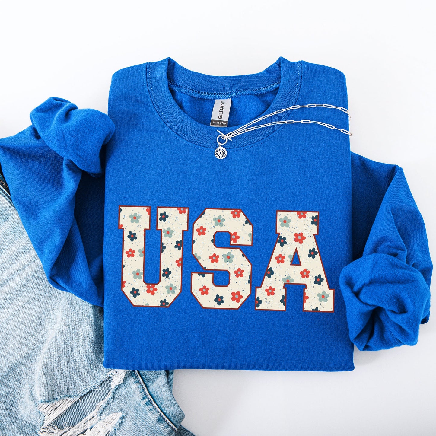 USA Flowers Minimalist Patriotic America 4th of July Independence Day Sweatshirt
