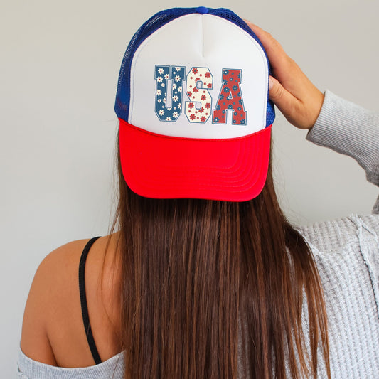 USA Flag Flowers Patriotic Floral Emblem Bold Statement Of Liberty And Freedom For Everyday Wear Trucker Hat