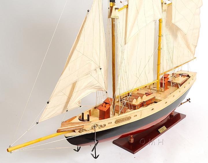 Bluenose II Painted L