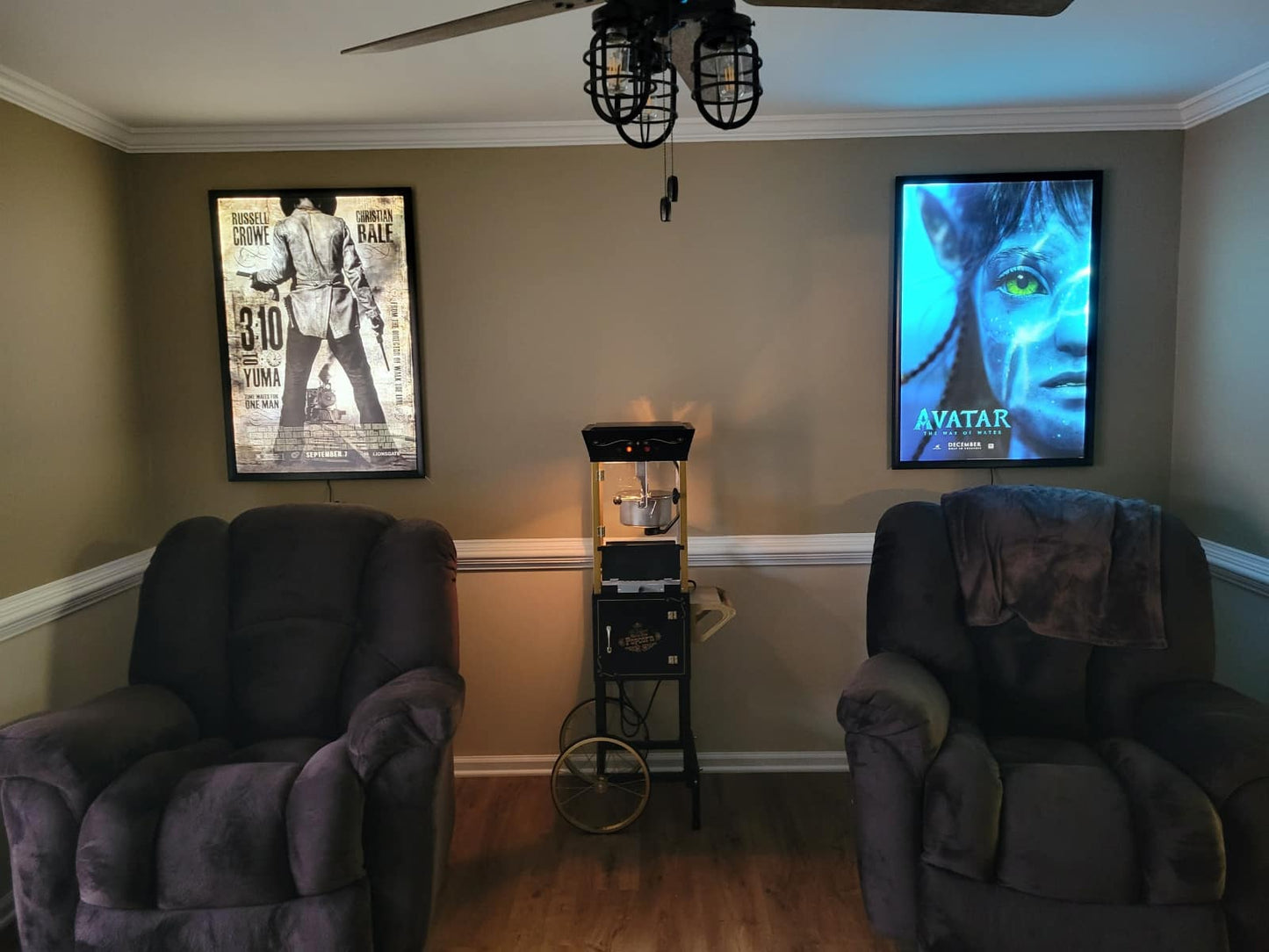 2-PACK Glowbox "World Famous" LED Poster Frames