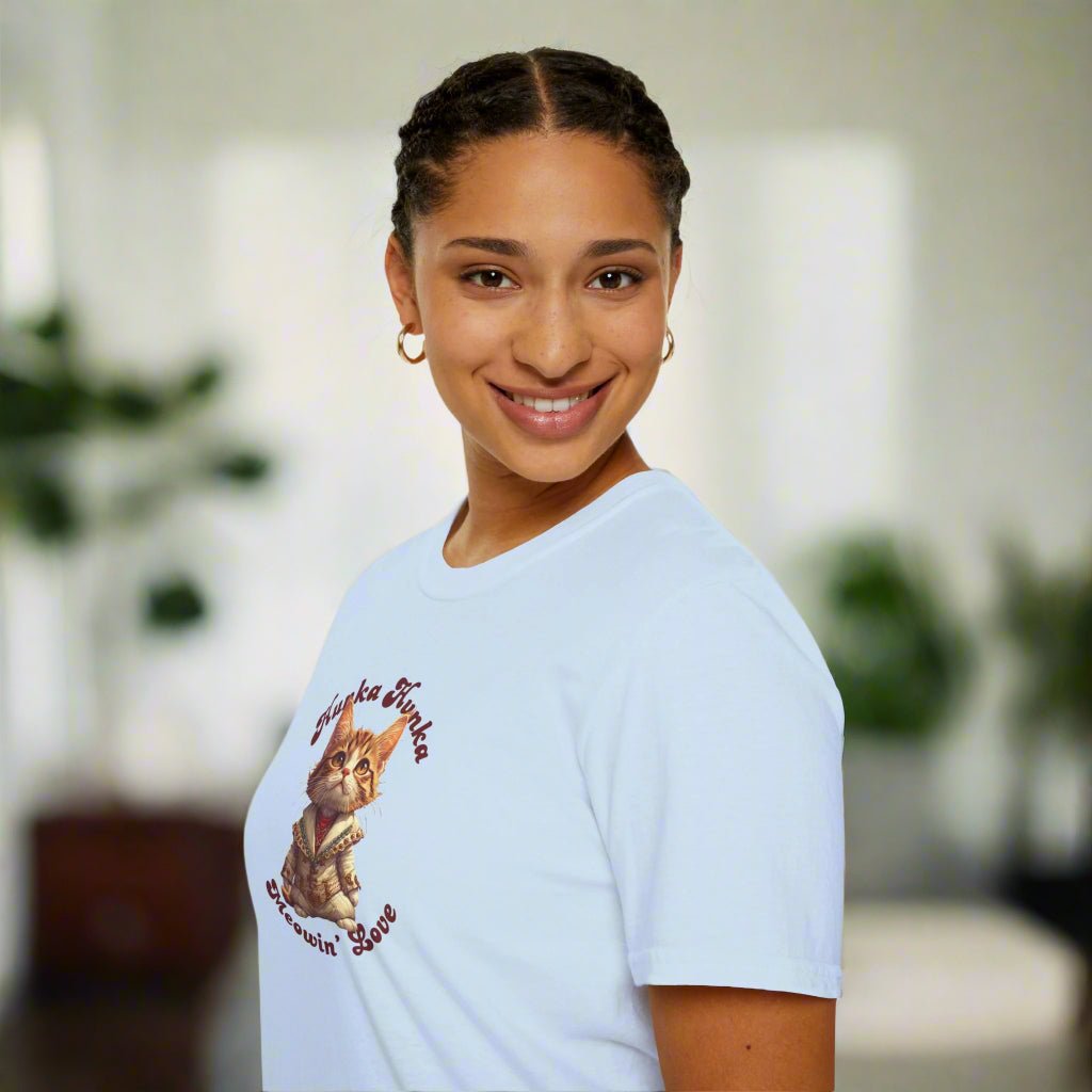 Hunka Hunka Meowin' Love Unisex Tee