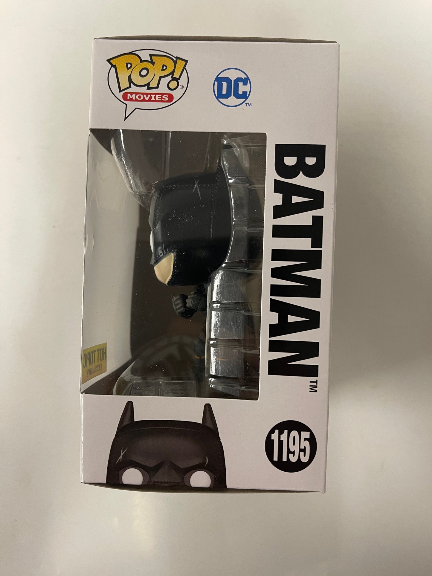 Funko Pop! DC Heroes Batman (Battle Damage) #1195 Hot Topic 2022 Exclusive