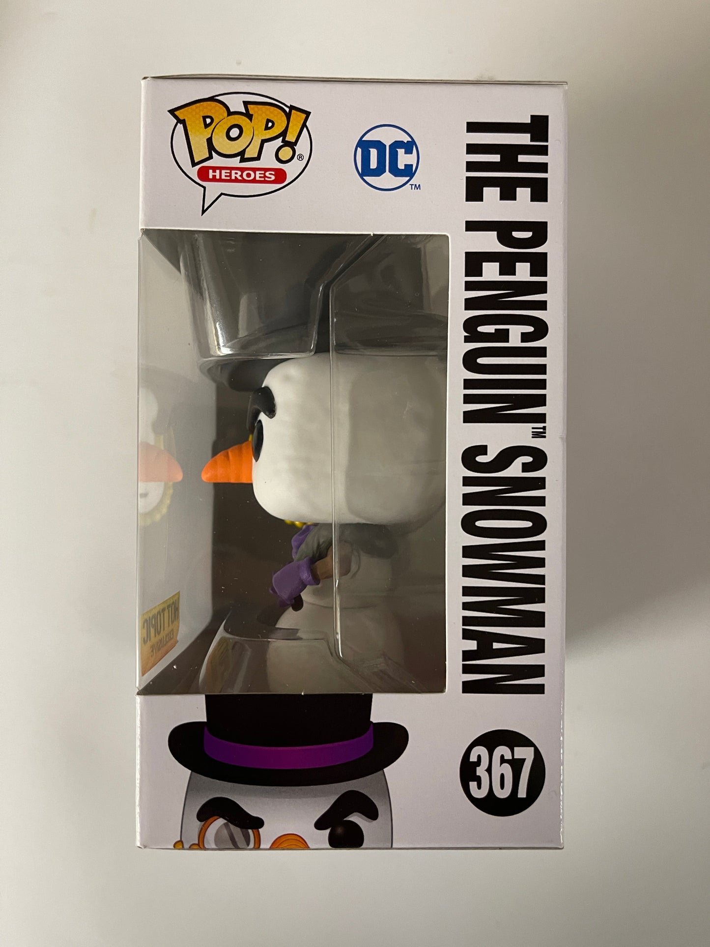 Funko Pop! DC Heroes The Penguin Snowman #367 Hot Topic Holiday Vaulted Exclusive