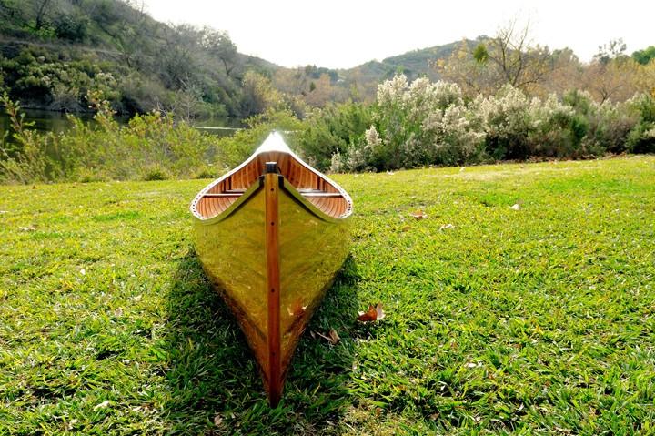 Wooden Canoe with Ribs 16