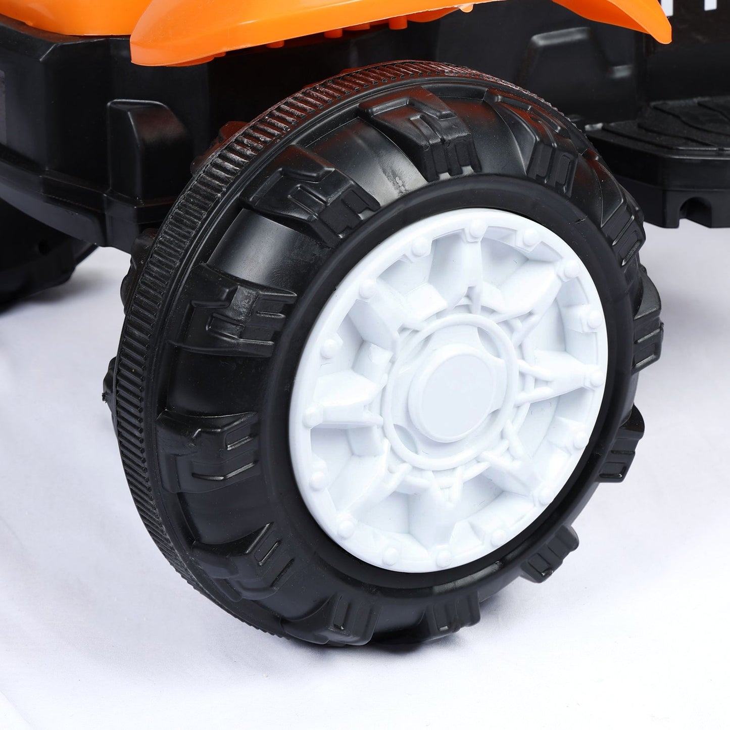 Battery-Powered Ride-On Excavator with Motorized Arm and Forward/Backward Movement
