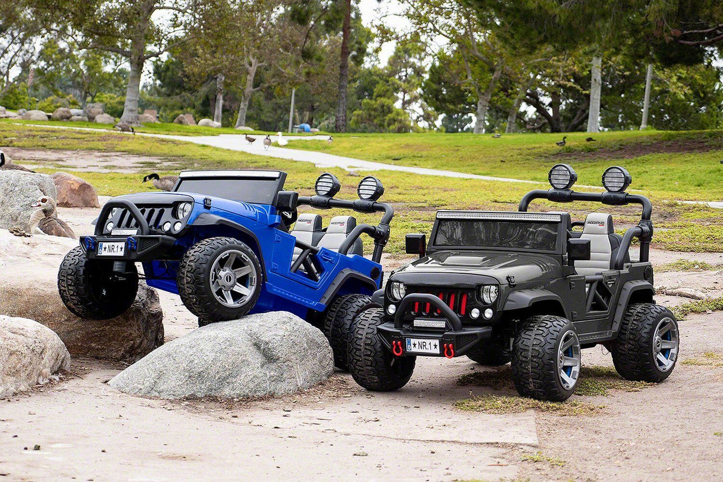 24V DUAL SEAT CHILDREN'S RIDE-ON VEHICLE JEEP CAR TOY WITH 2 HIGH-PERFORMANCE ENGINES, PNEUMATIC WHEELS, MUSIC PLAYER + REMOTE CONTROL