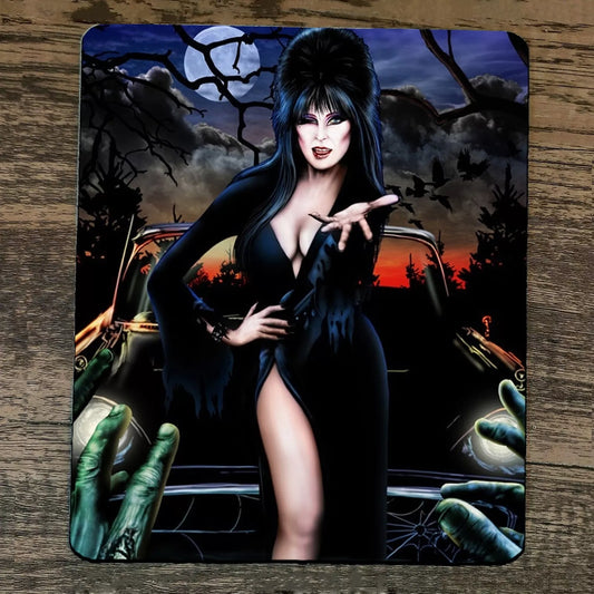 Mouse Pad Mistress of the Dark Queen Elvira Blowing a Kiss