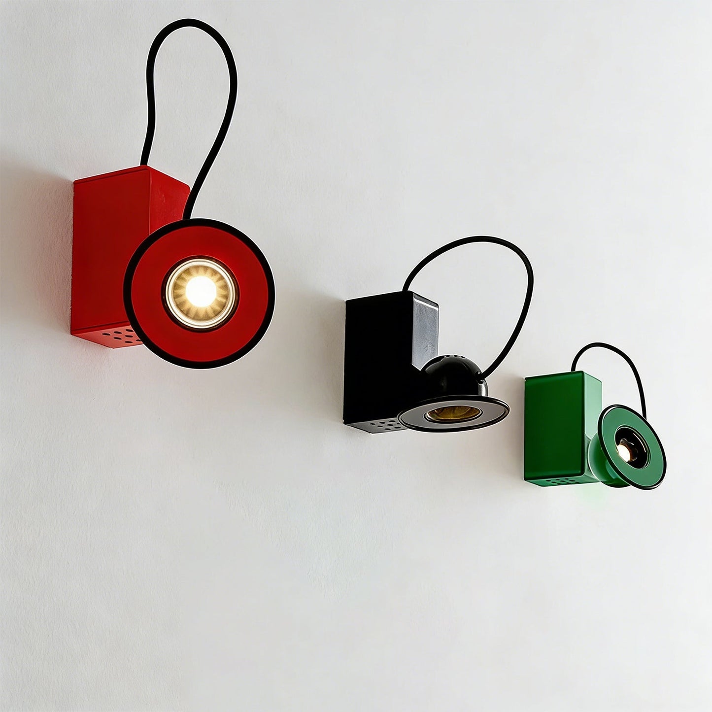 Vintage Fun Magnetic Table Lamp